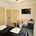 Hotel apartamentowy Cristal