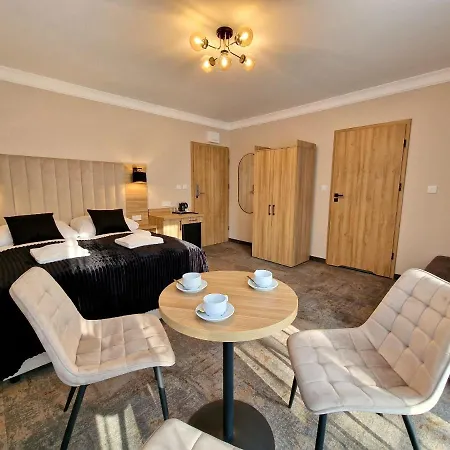 Cristal Aparthotel