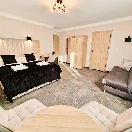 Cristal Aparthotel