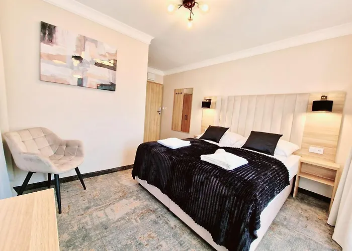 Cristal Aparthotel 4*