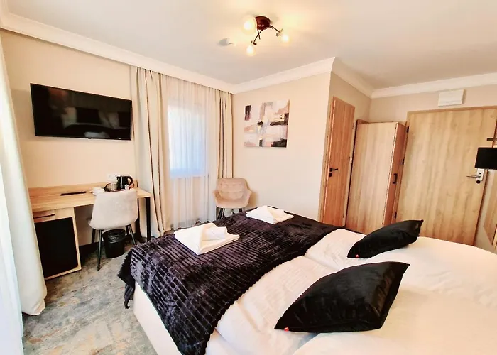 Aparthotel Cristal 4*