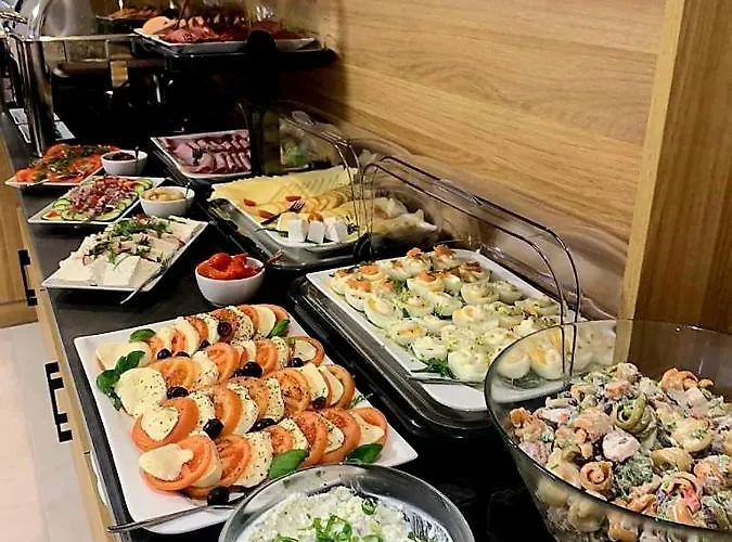 Cristal Aparthotel 4*