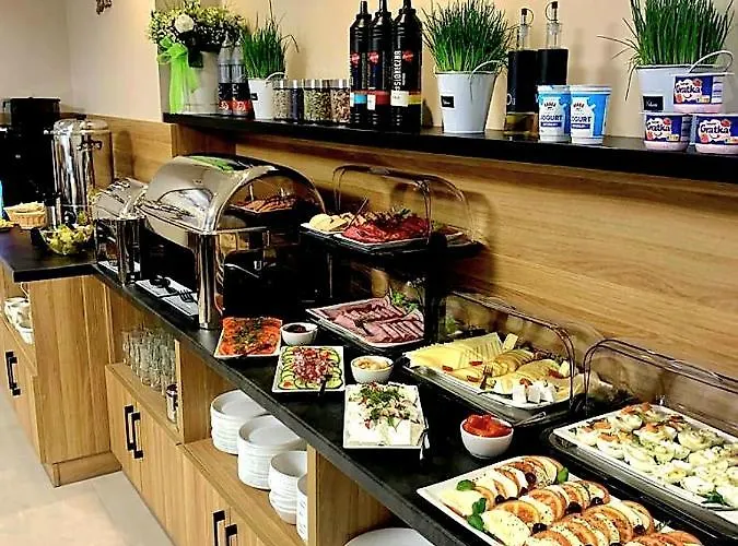 Aparthotel Cristal 4*